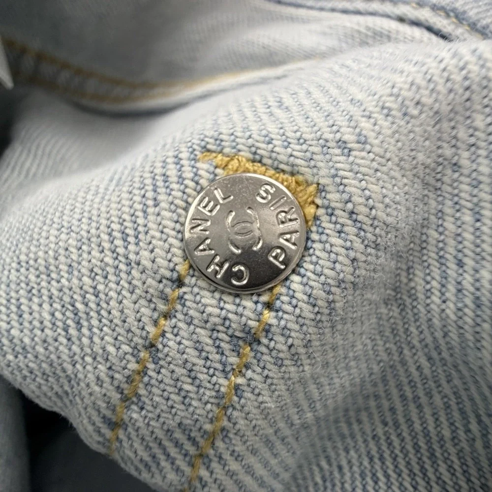 CHANEL CC Logo Monogram Jeans 38 Light Blue Denim Designer Pants - Picture 10 of 16